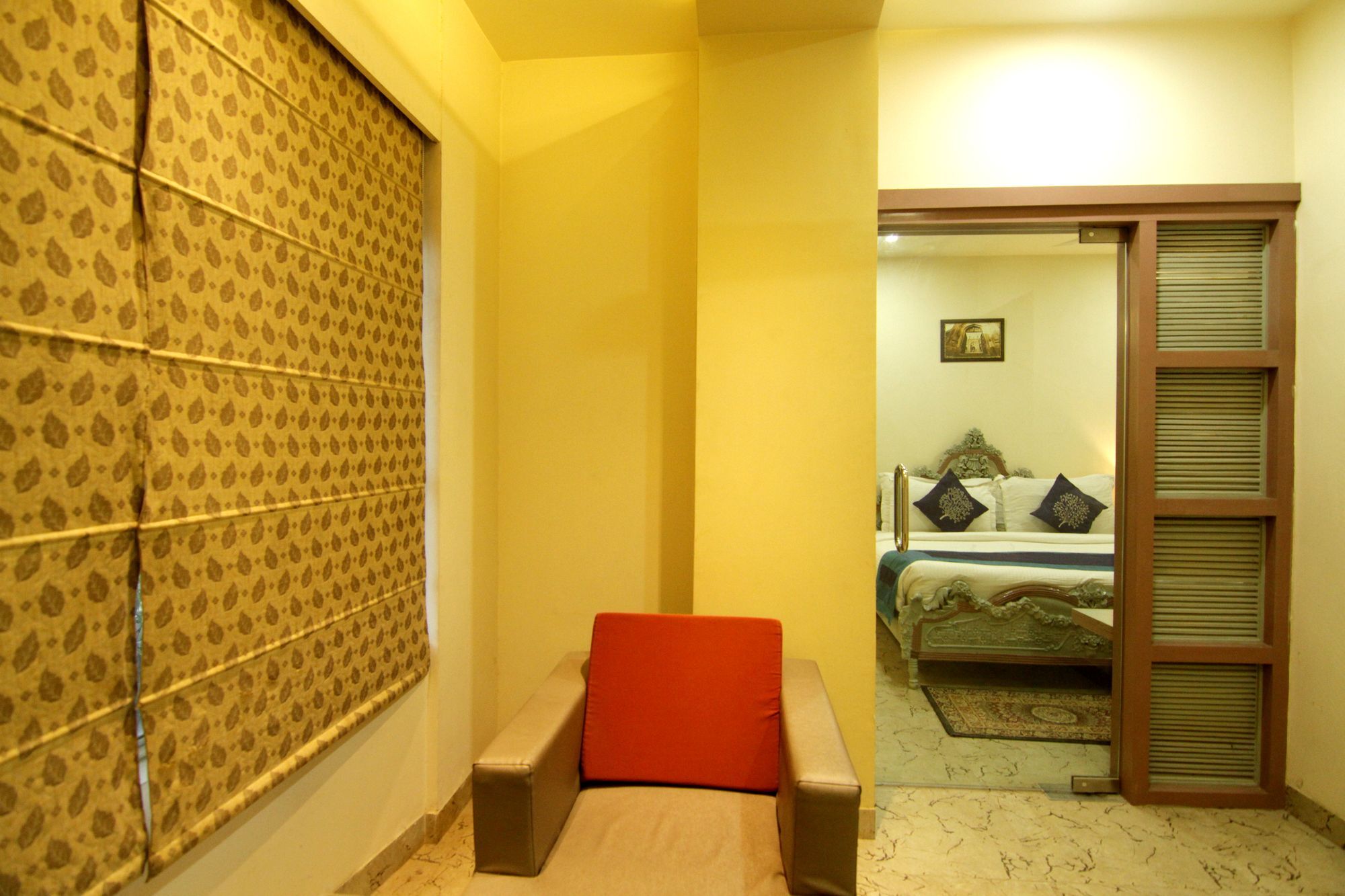 Oyo 2054 New Hotel Broadway Varanasi Exterior photo